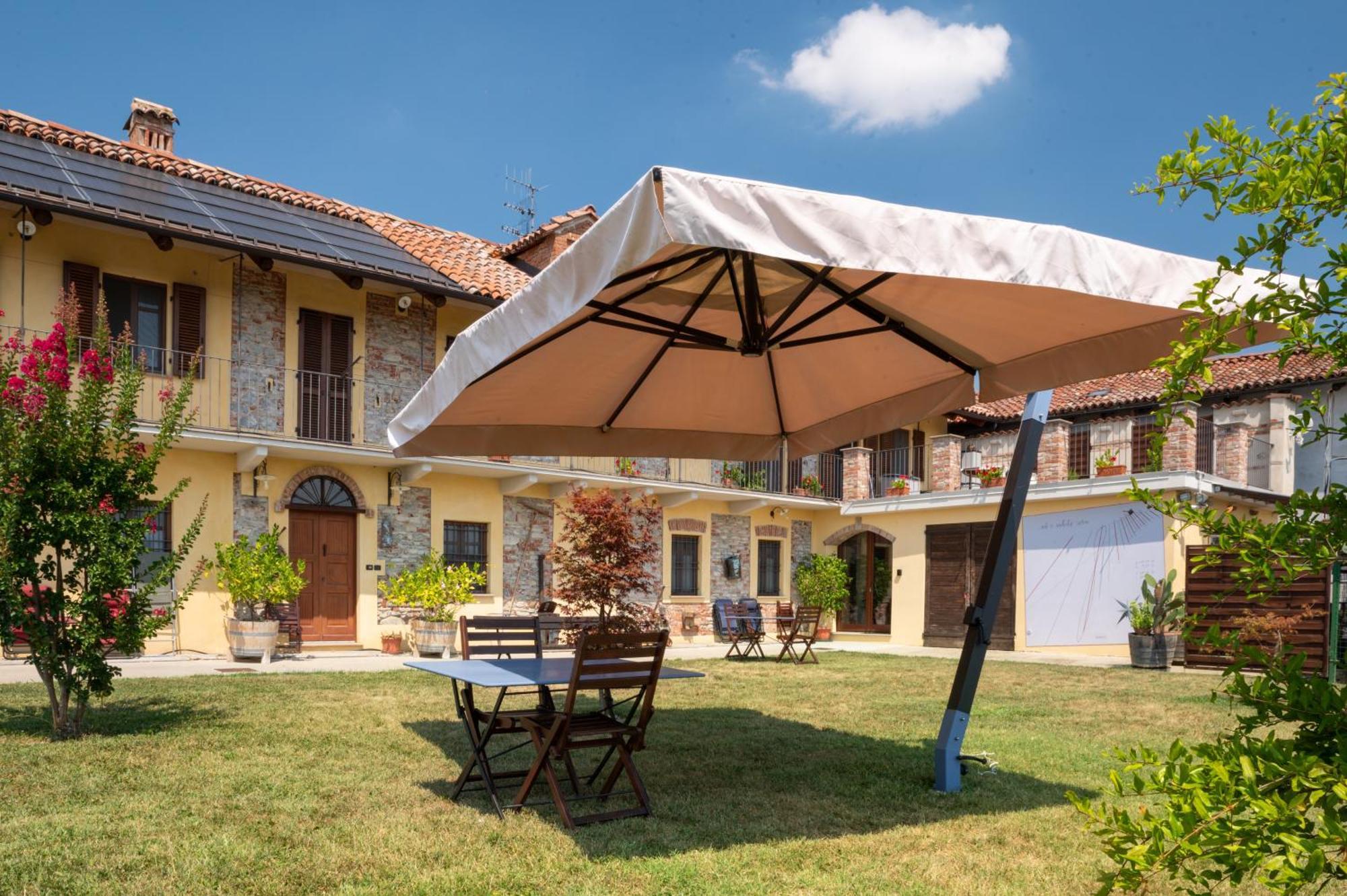 Appartamenti La Picchiera - Jole La Morra Exterior foto